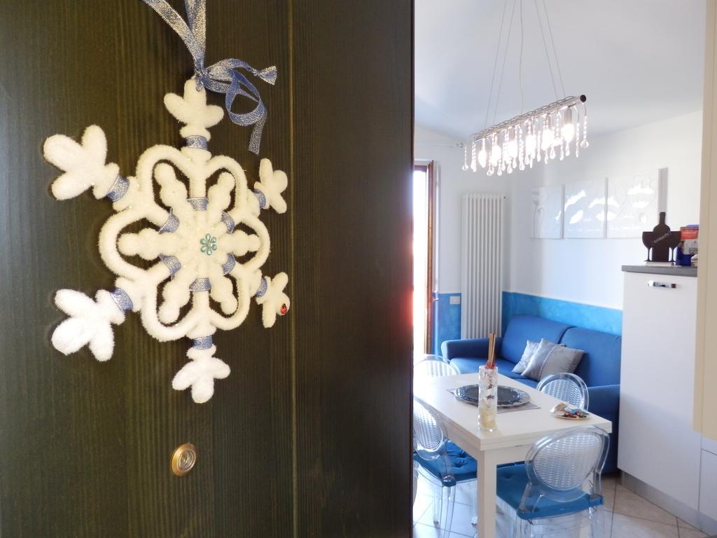 Casavacanze Azzurro Mare Apartment ปอร์โต ซันเตลปีดิโอ ภายนอก รูปภาพ