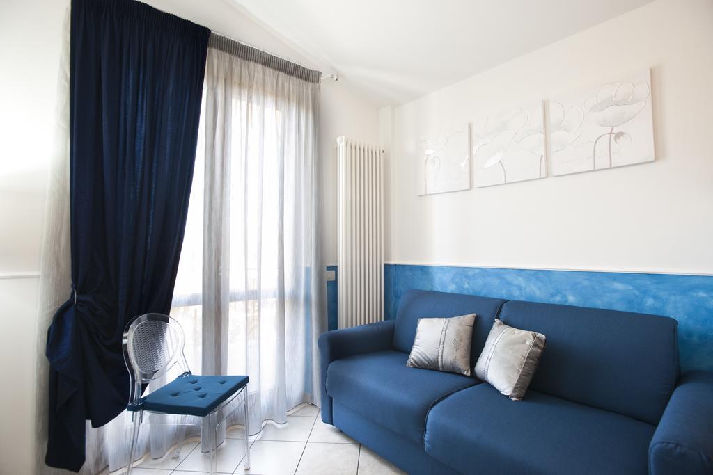 Casavacanze Azzurro Mare Apartment ปอร์โต ซันเตลปีดิโอ ห้อง รูปภาพ